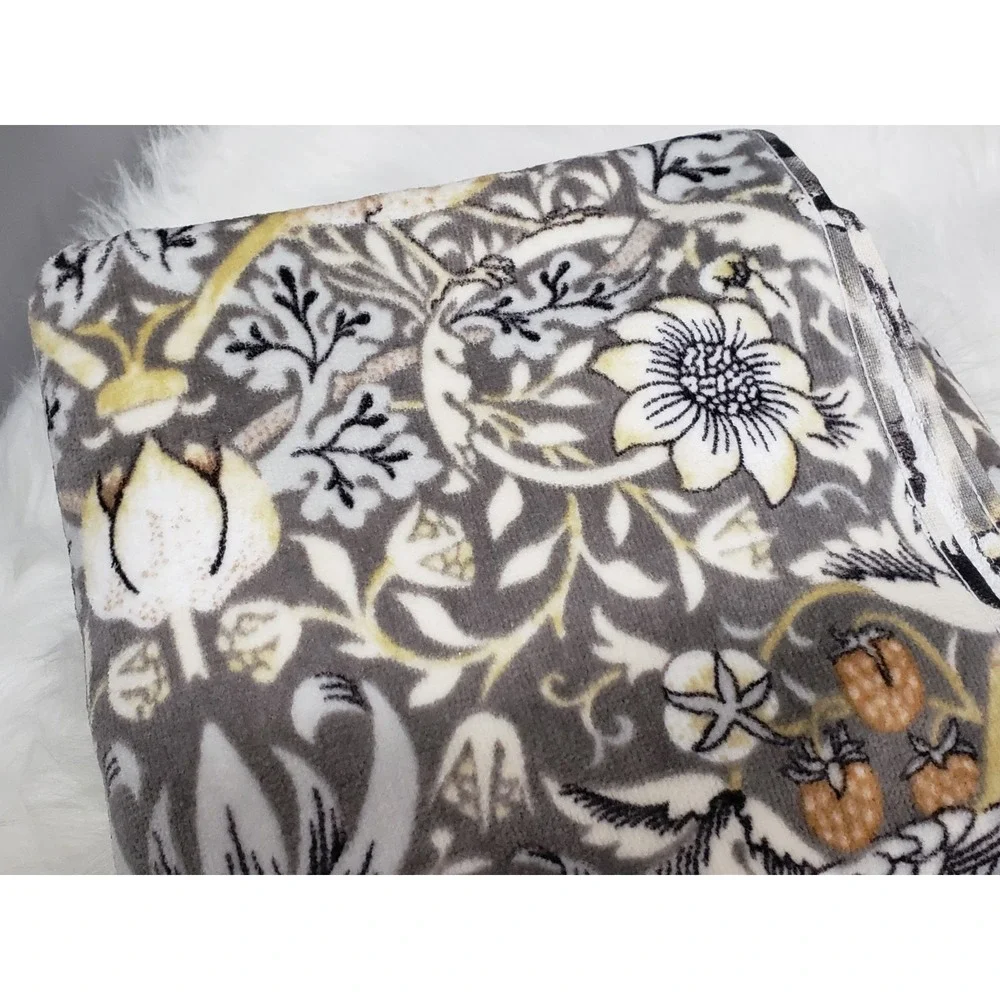 William Morris ONE CLAY STRAWBERRY THIEF BATH TOWEL Luxury Velour bird gray NEW